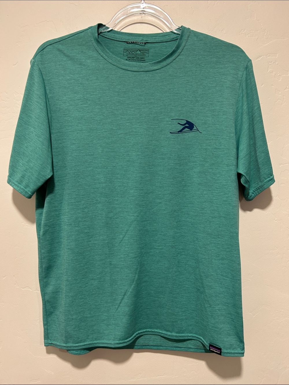 Patagonia Men’s Capilene Cool Daily 1973 Surf Graphic Tee Shirt Small EUC